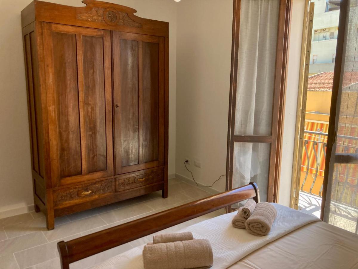 Da Pino Apartment Алгеро Екстериор снимка